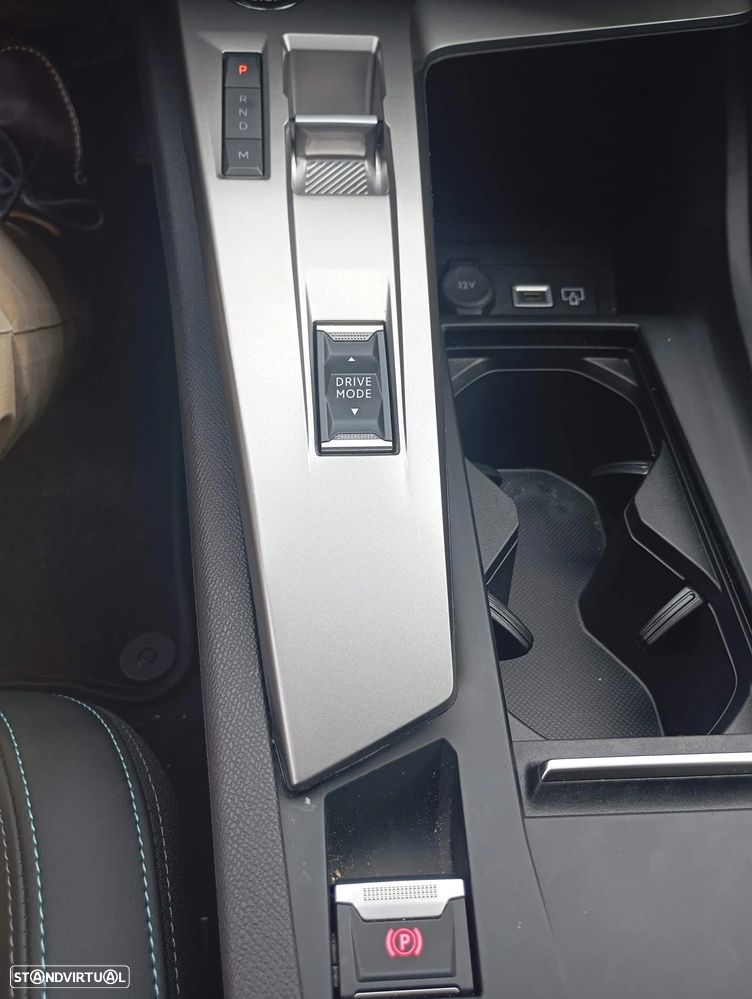 Peugeot 308 SW - 13