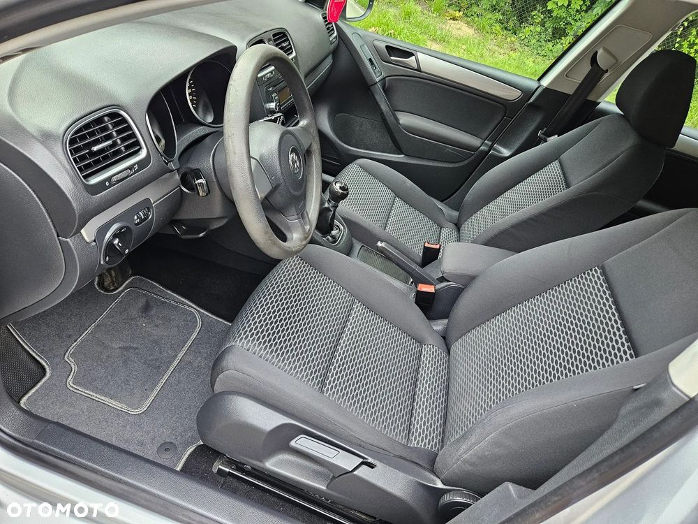 Volkswagen Golf VI 1.6 Comfortline - 8