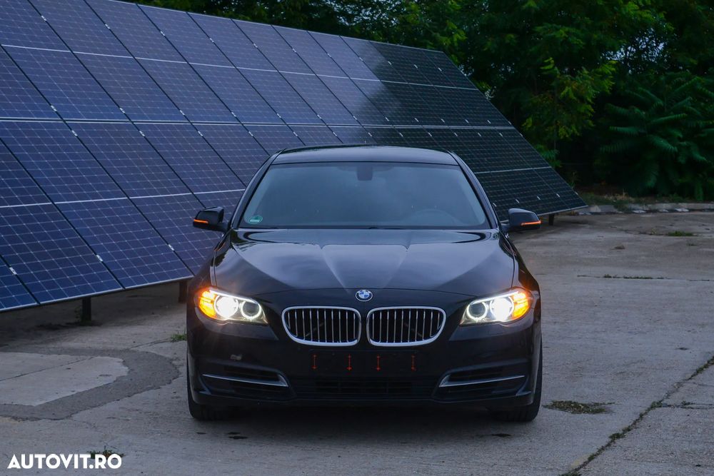 BMW Seria 5 520d Aut. Luxury Line - 15