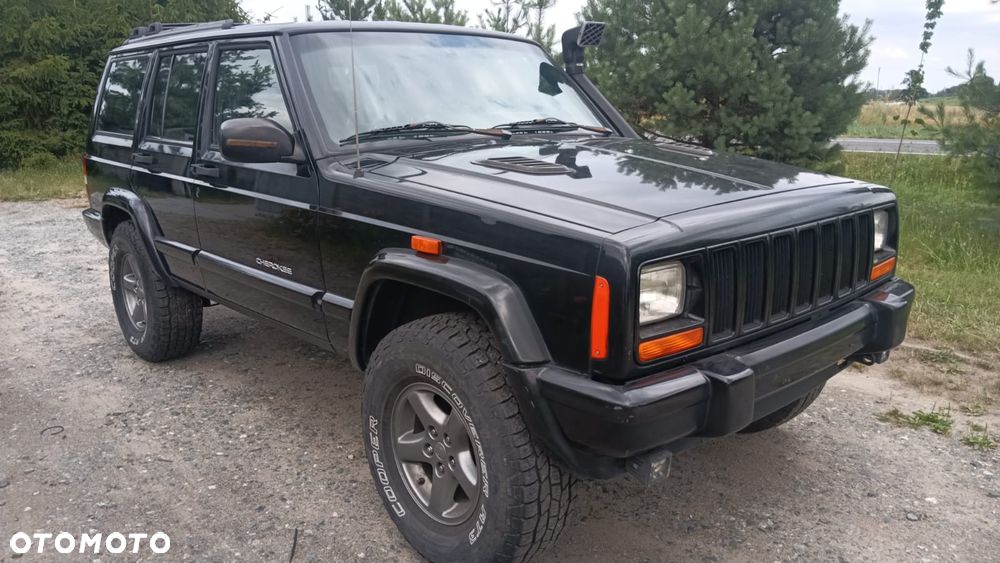 Jeep Cherokee 4.0 Limited - 8