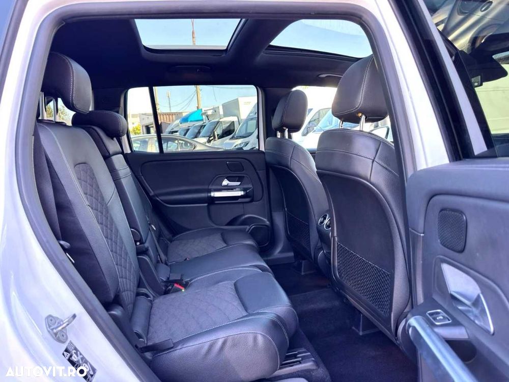 Mercedes-Benz GLB - 17