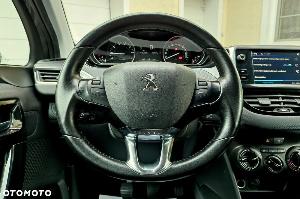 Peugeot 208 PureTech 82 Start & Stop Style - 8