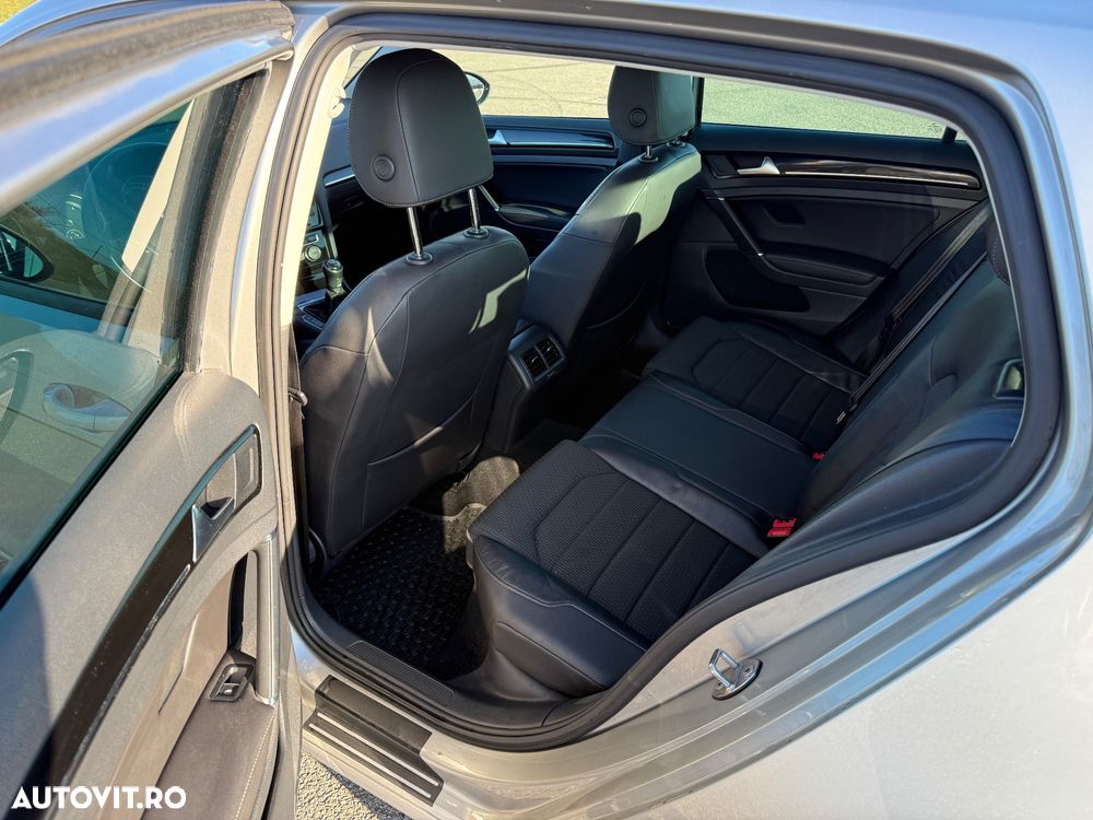 Volkswagen Golf 2.0 BlueTDI Highline - 10