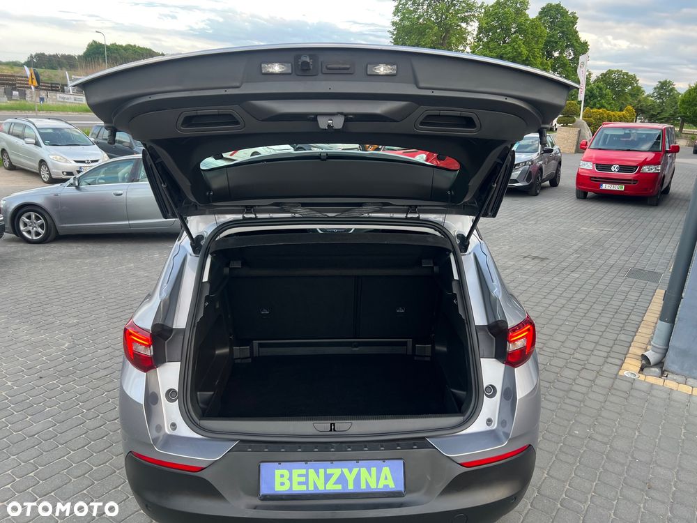 Opel Grandland X 1.2 Start/Stop Business Elegance - 24