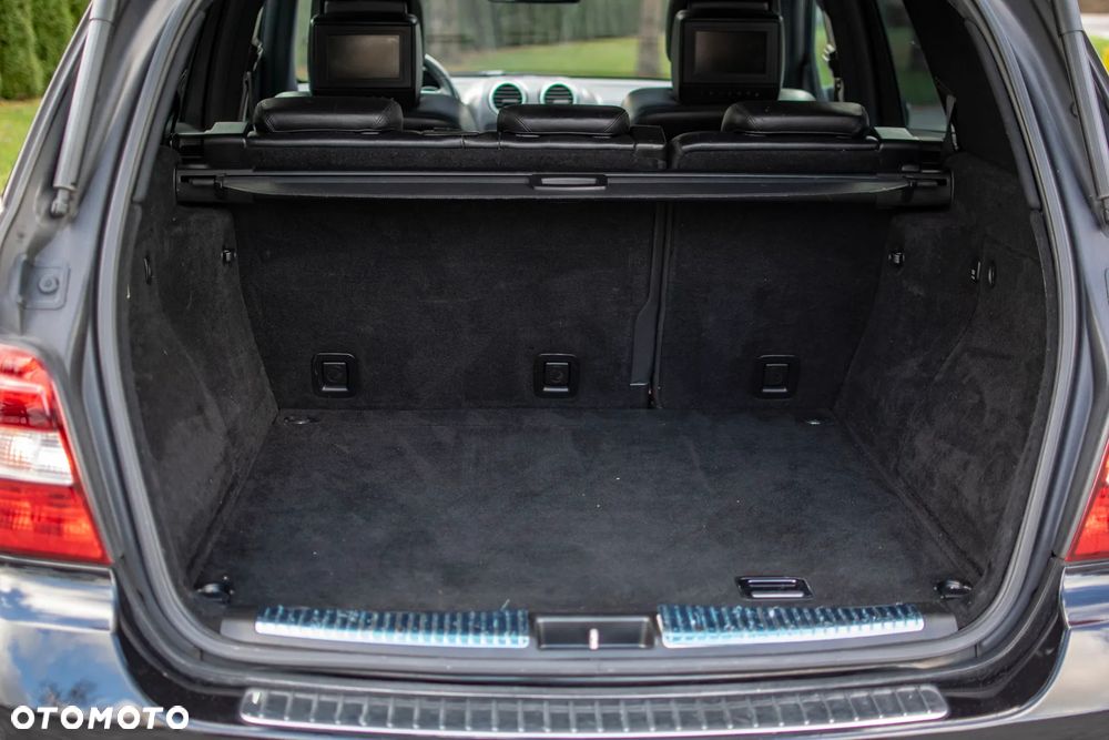 Mercedes-Benz ML 320 CDI 4Matic 7G-TRONIC DPF Edition 10 - 39