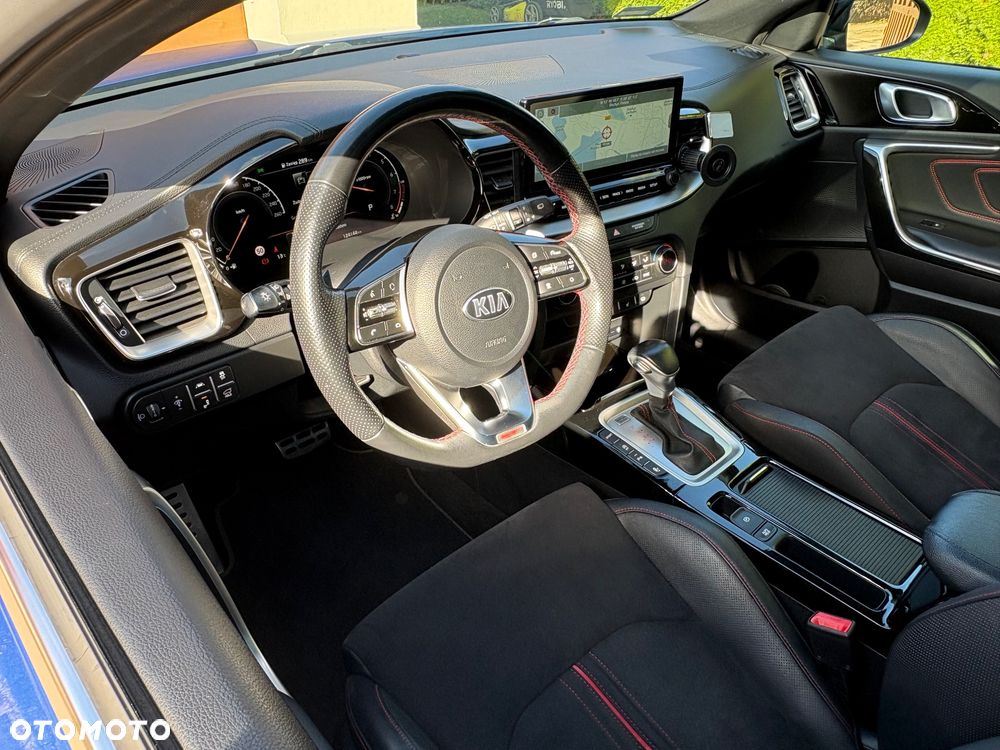 Kia ProCeed 1.6 T-GDI GT DCT - 21