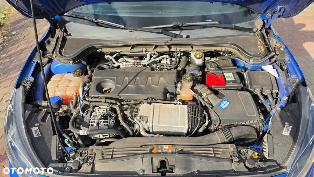 Ford Focus SW 2.0 EcoBlue S&S ST-LINE - 39