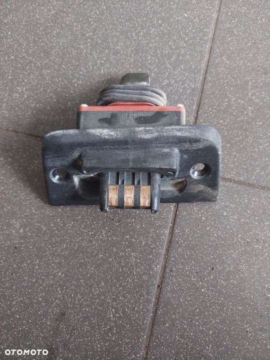 Stycznik drzwi lewych bocznych VW T5 7H0907437 - 1