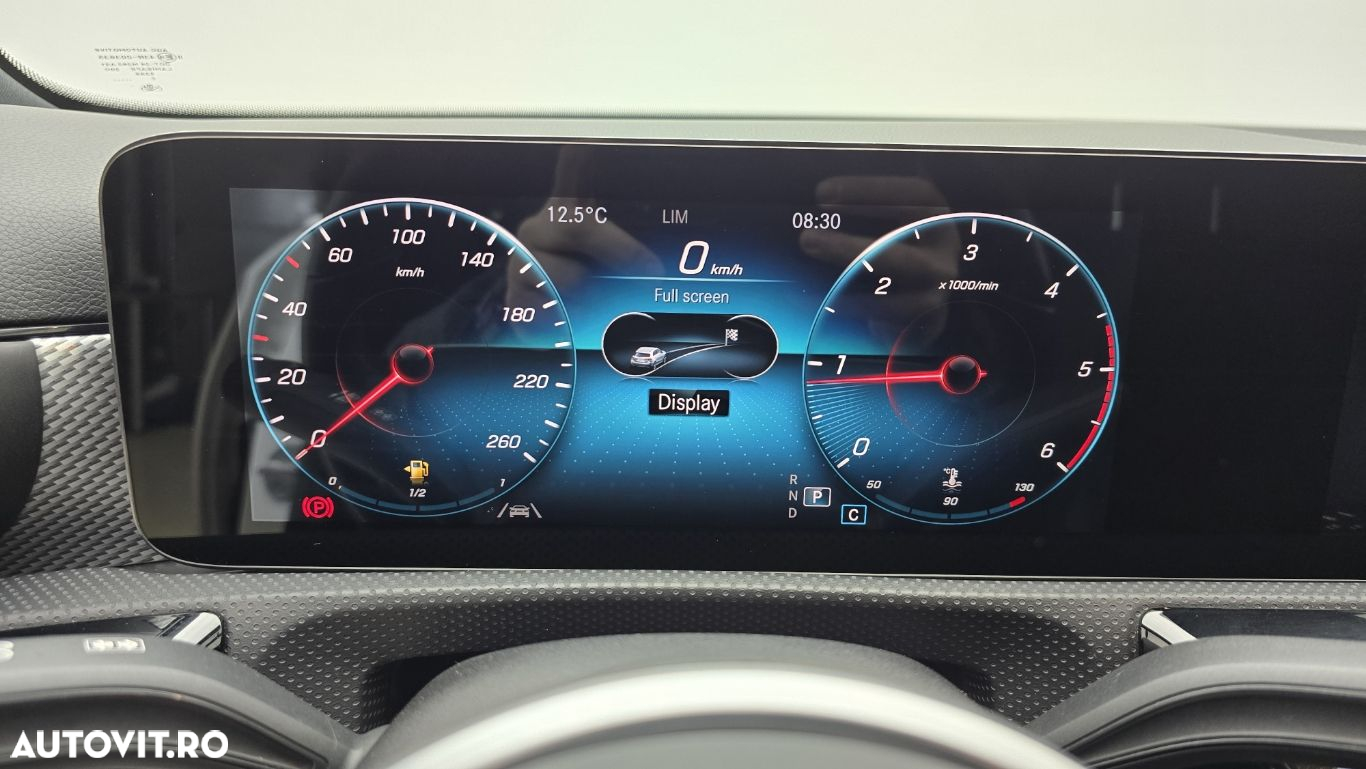 Mercedes-Benz A - 16