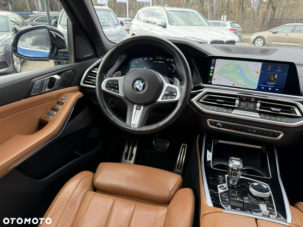 BMW X7 M50i sport - 24