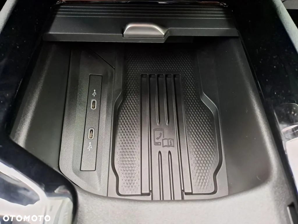 Skoda Superb 2.0 TDI SCR 4x4 Selection DSG - 14
