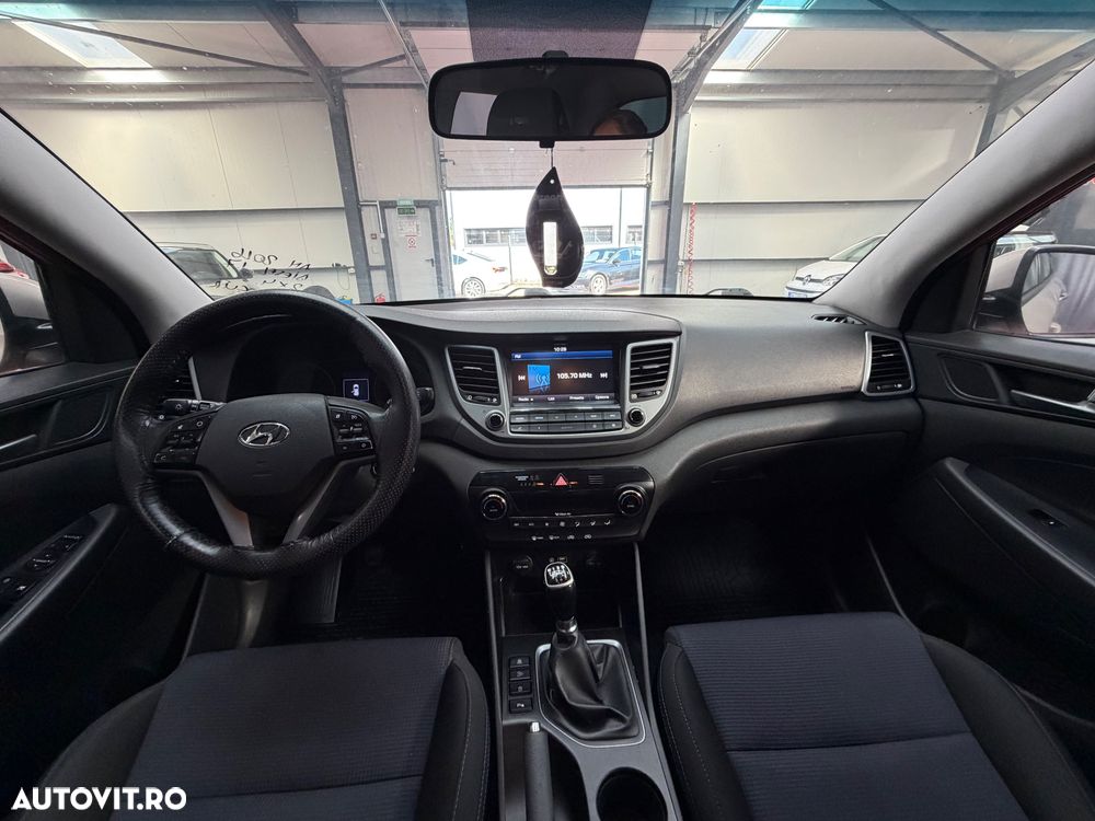 Hyundai Tucson blue 1.7 CRDi 2WD Style - 13