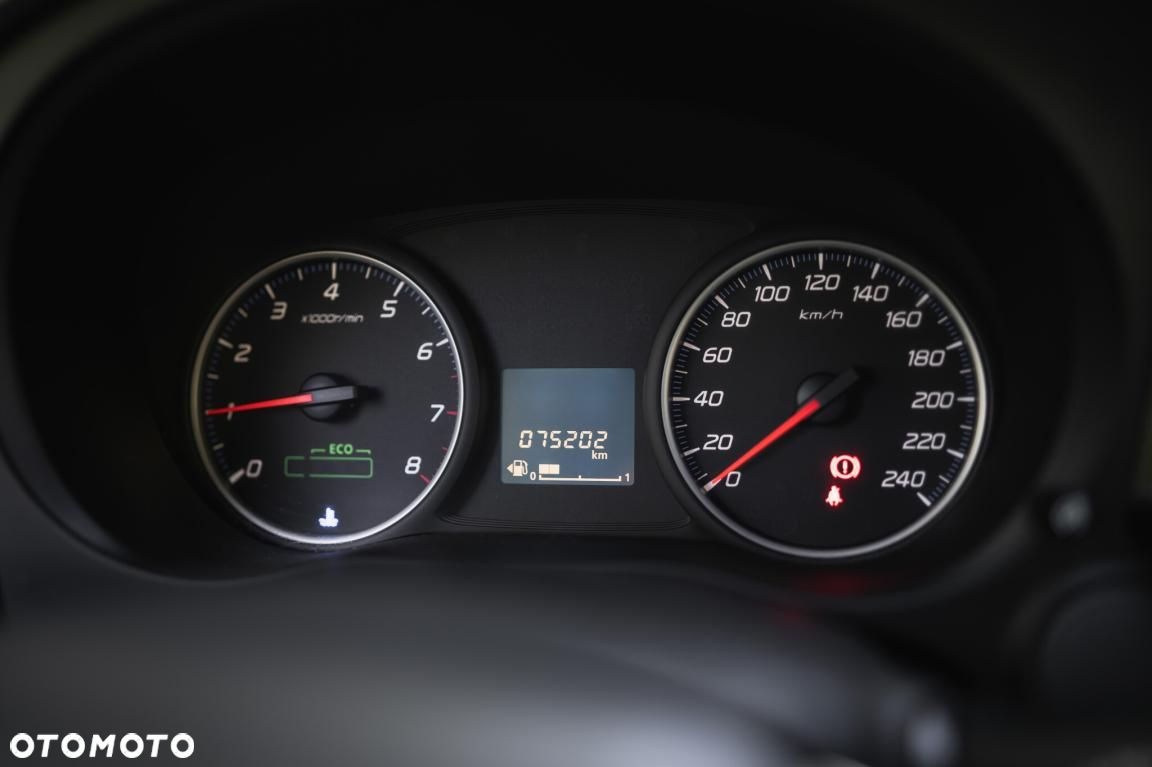 Mitsubishi Outlander - 15