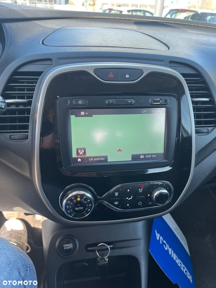 Renault Captur - 12