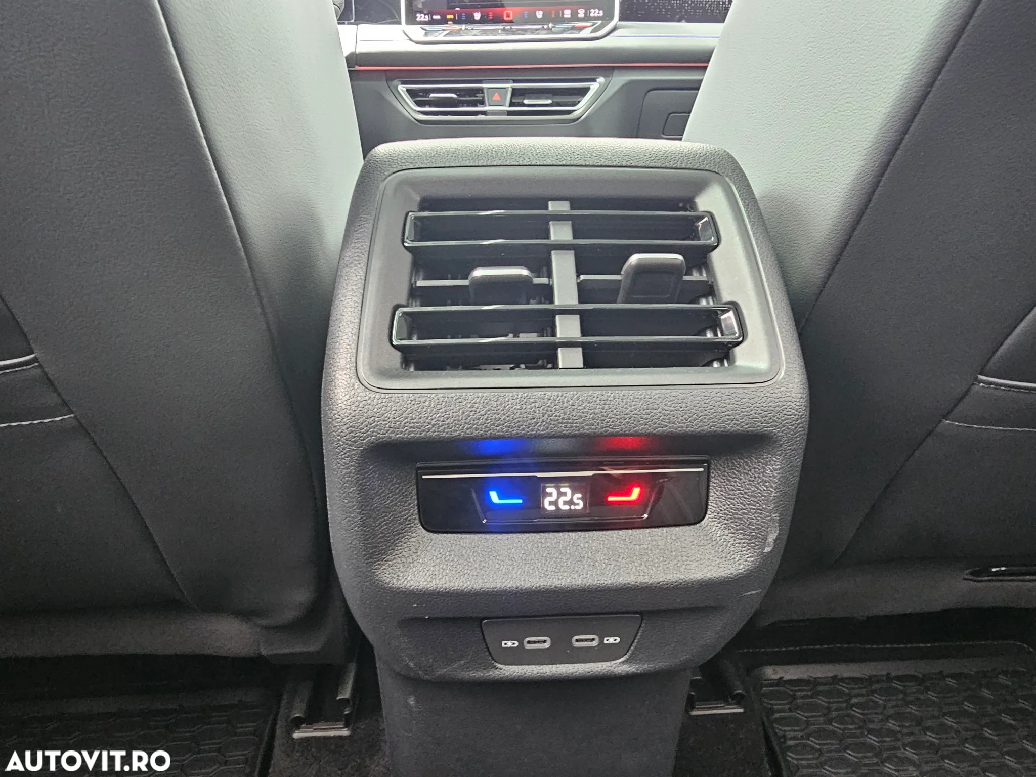 Volkswagen Tiguan 2.0 TDI DSG 4Motion R-Line - 24