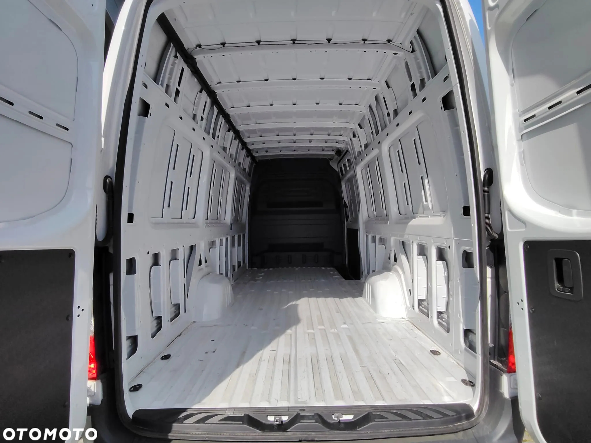 Mercedes-Benz Sprinter 315 Ekstra Długi - 17
