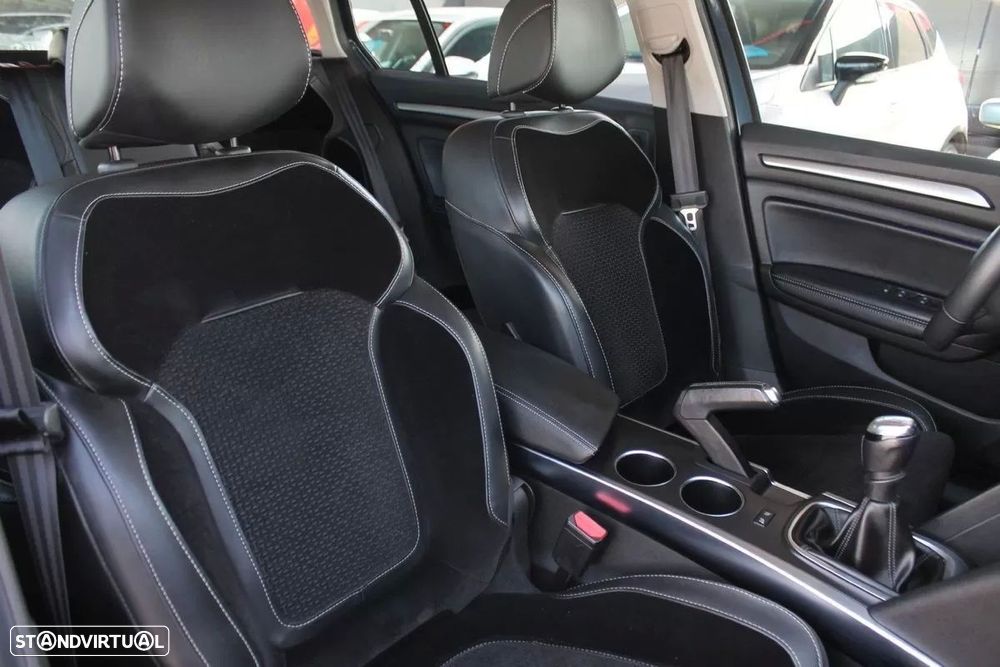 Renault Mégane Sport Tourer 1.5 dCi Intens - 15