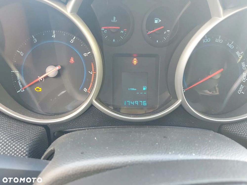 Chevrolet Cruze 1.8 LS (klm) - 11