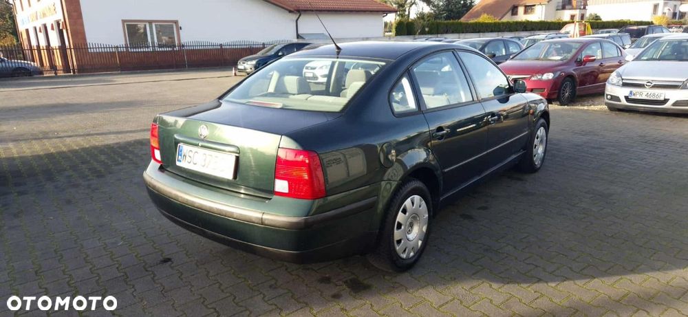 Volkswagen Passat - 3