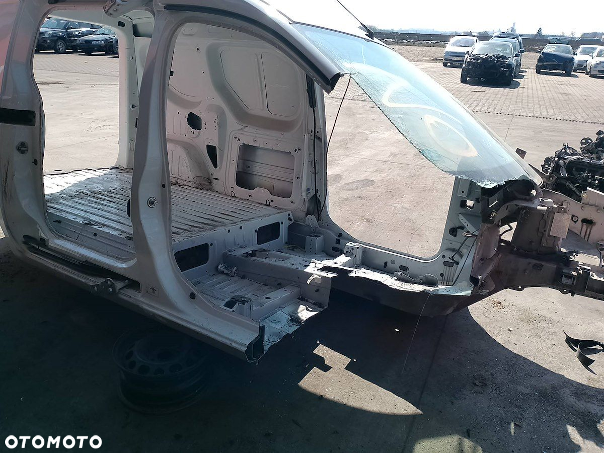BŁOTNIK PRAWY TYŁ DACIA DOKKER OV369 - 7