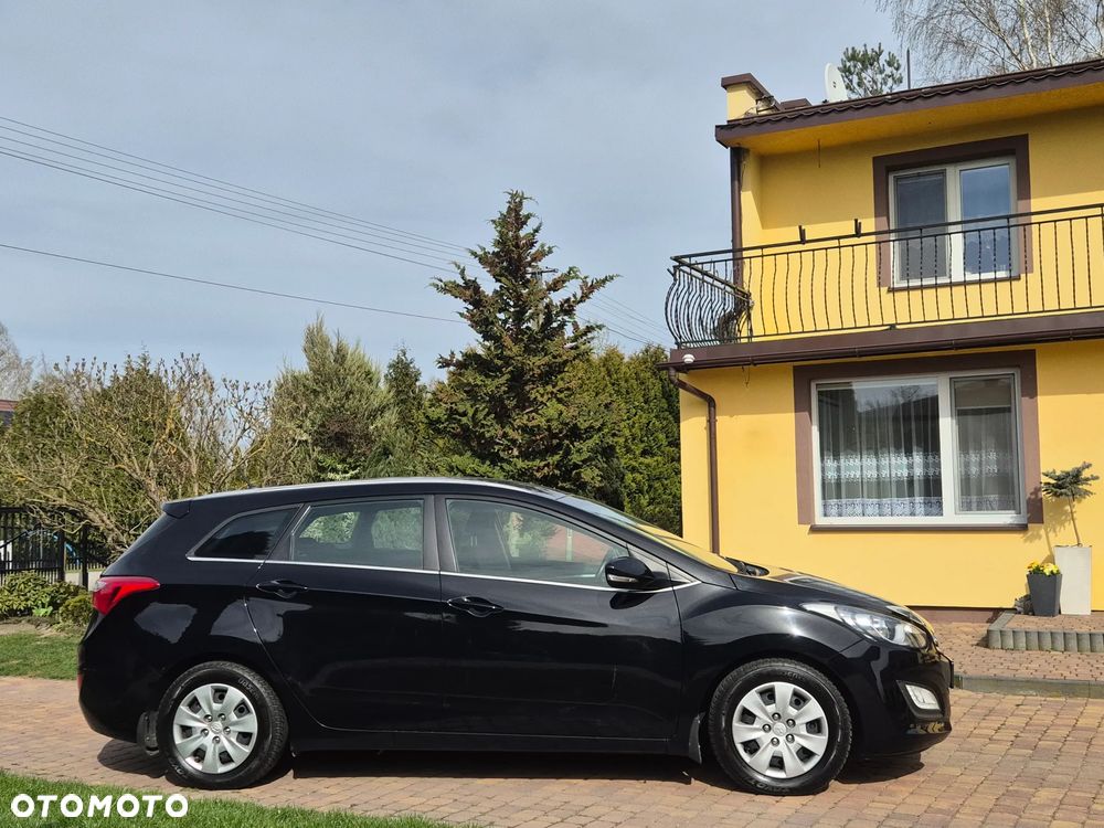 Hyundai i30 1.6 CRDi Premium - 3