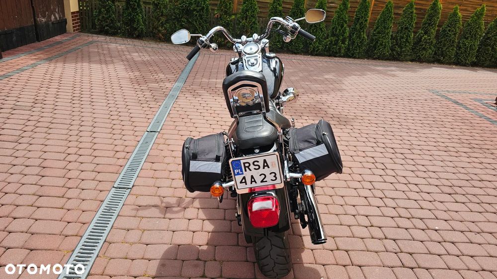 Harley-Davidson Dyna Super Glide - 31