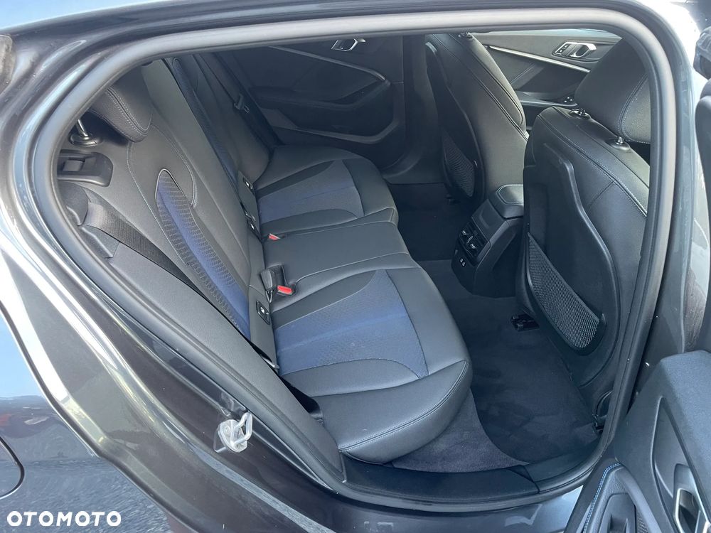 BMW Seria 1 - 17