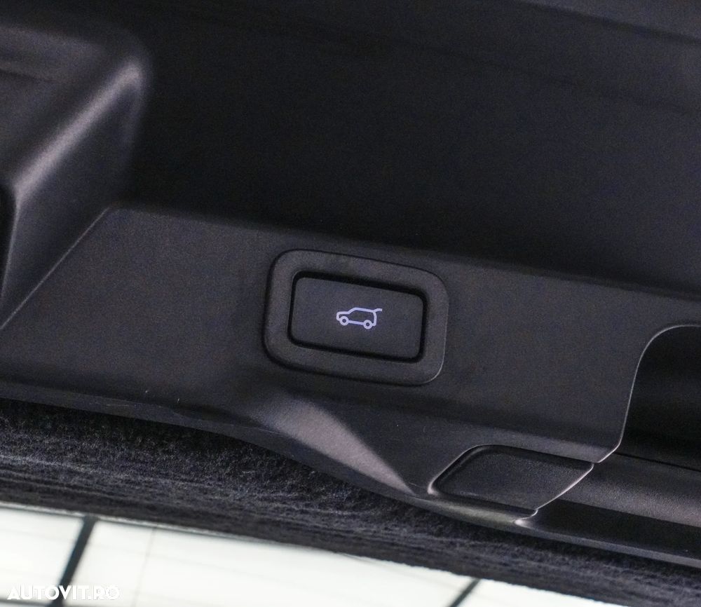 Land Rover Range Rover Sport 3.0 I6 D250 MHEV HSE Dynamic Stealth - 27