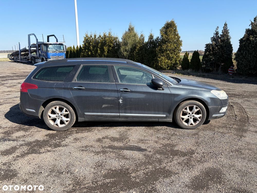 Citroën C5 Tourer HDi 140 FAP Confort - 4