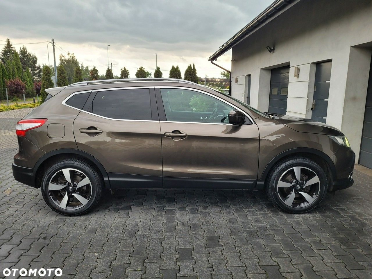 Nissan Qashqai - 4