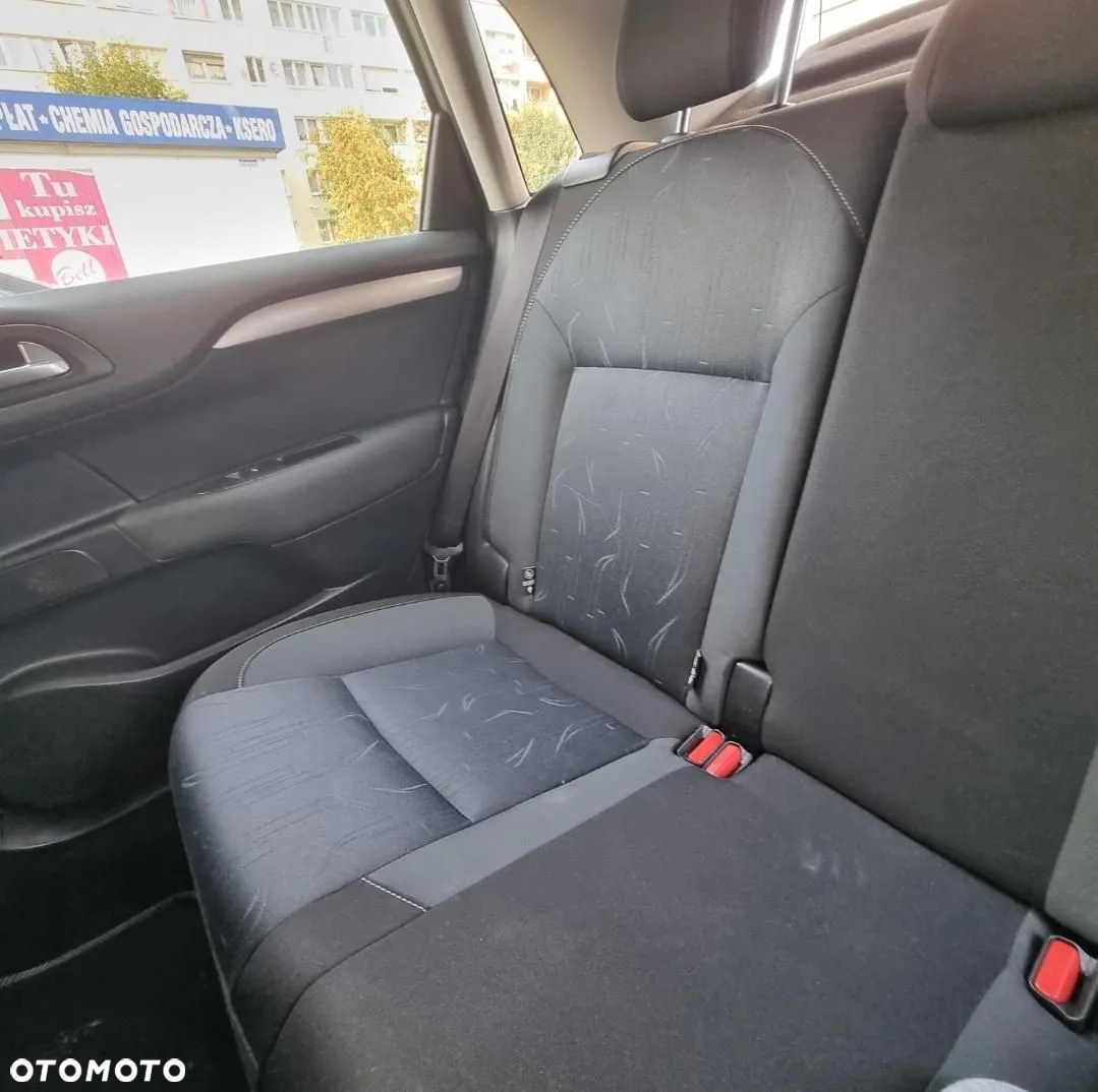 Citroën C4 1.6 HDi Attraction - 14