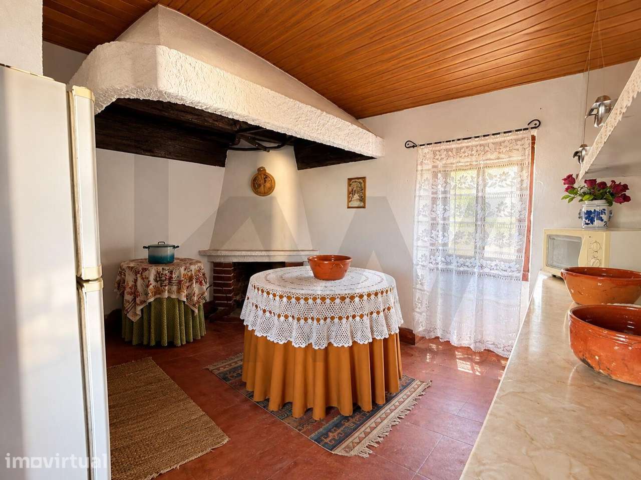 Casa de Aldeia com Garagem e Terreno - Grande imagem: 5/21
