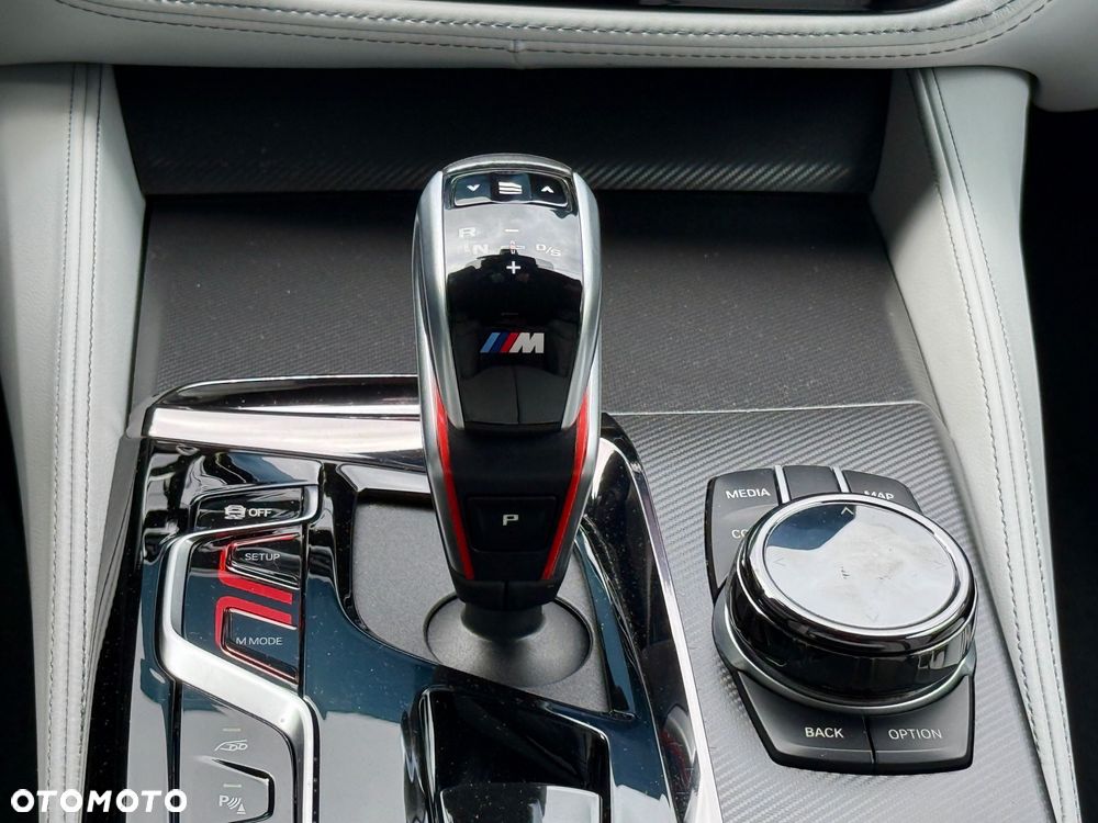BMW M5 Competition - 38
