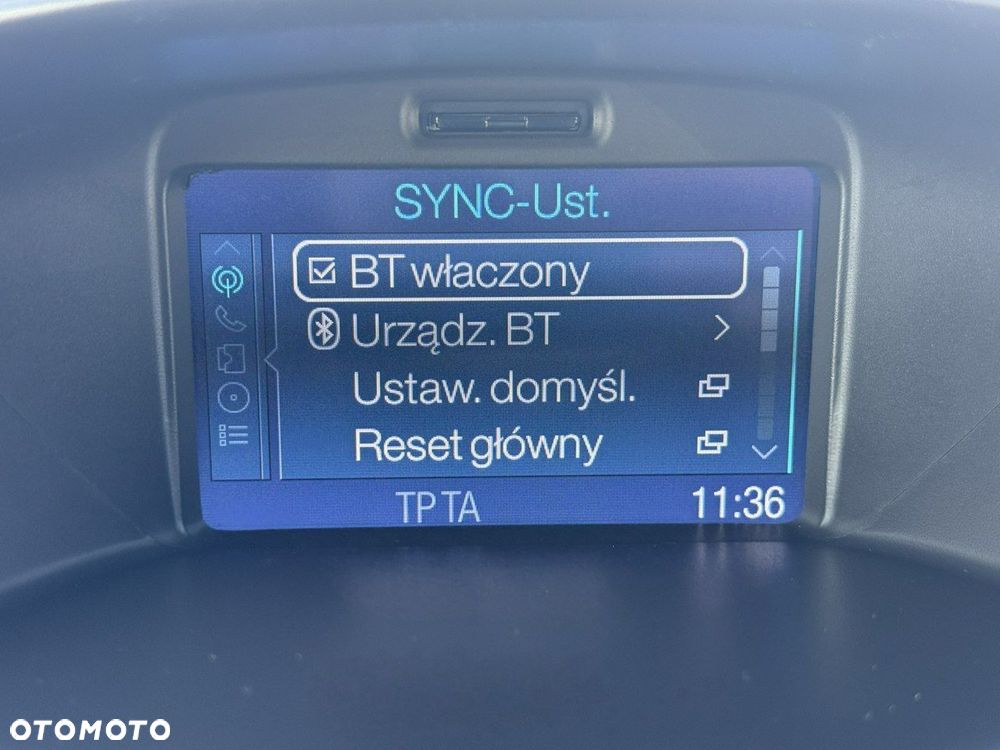 Ford Fiesta - 24