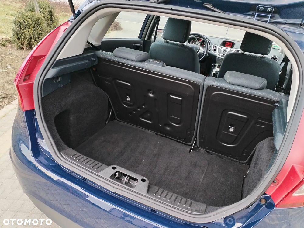Ford Fiesta - 21
