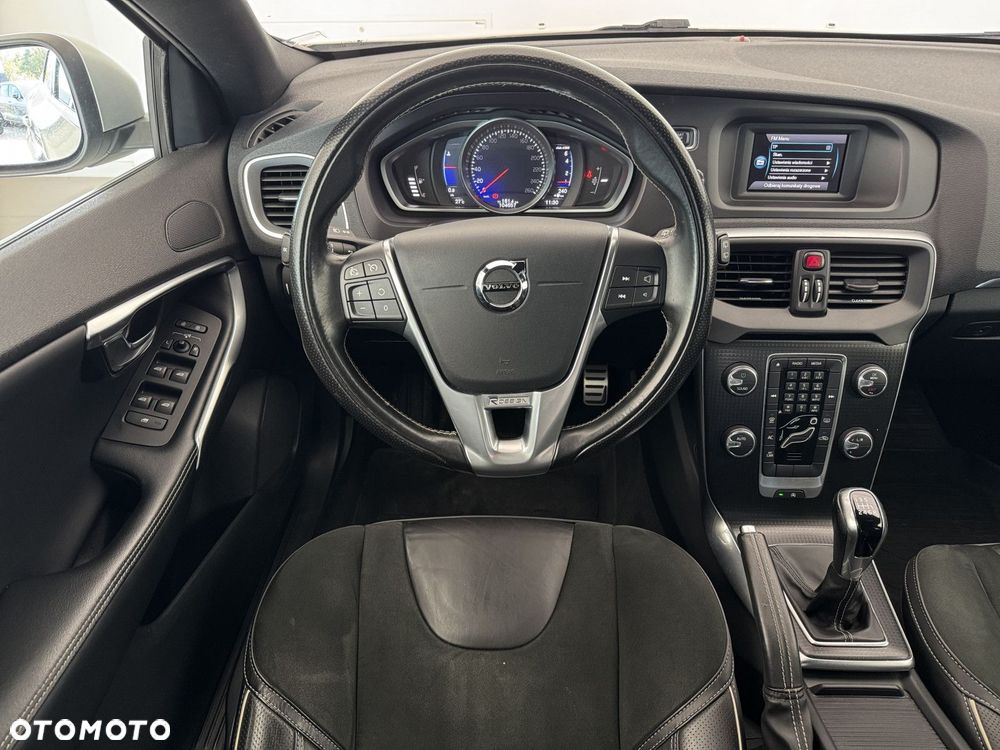Volvo V40 T3 Drive-E R-Design Momentum - 9