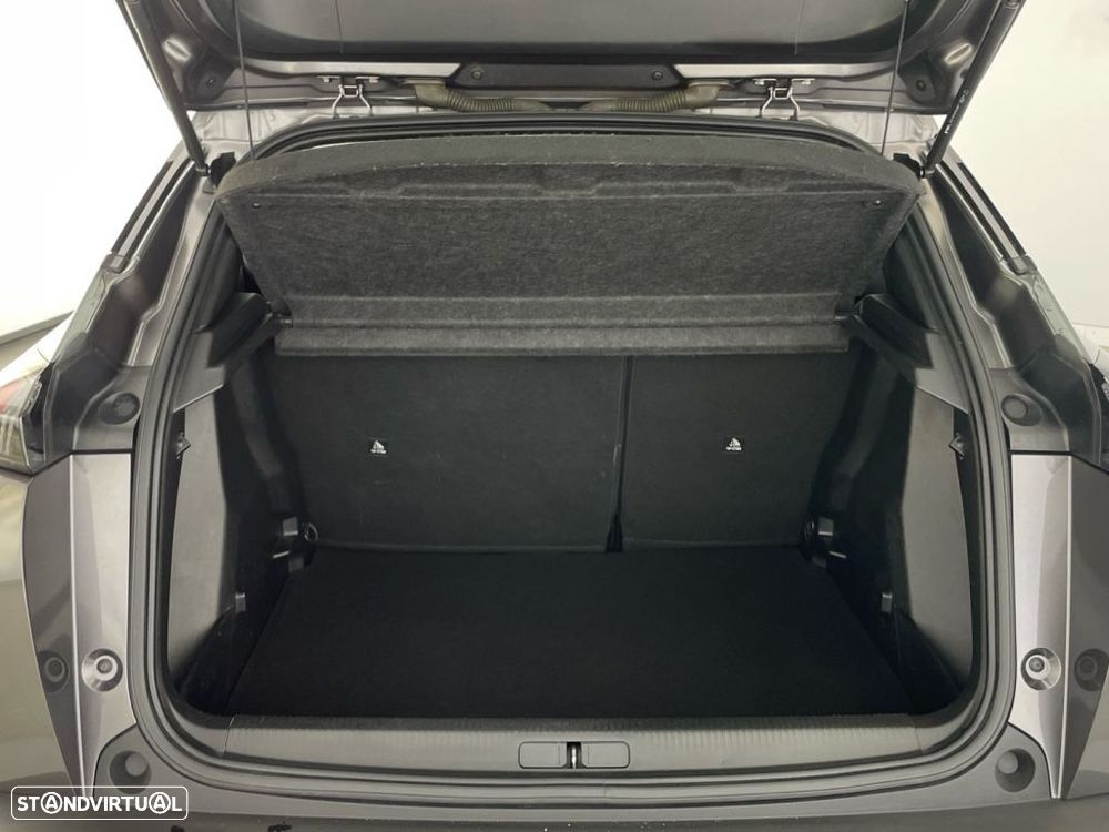 Peugeot 2008 1.2 PureTech Active Pack - 13