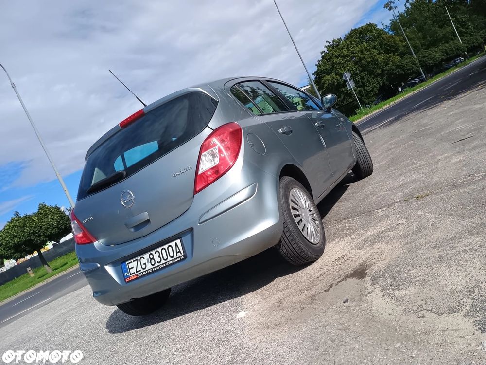 Opel Corsa - 3