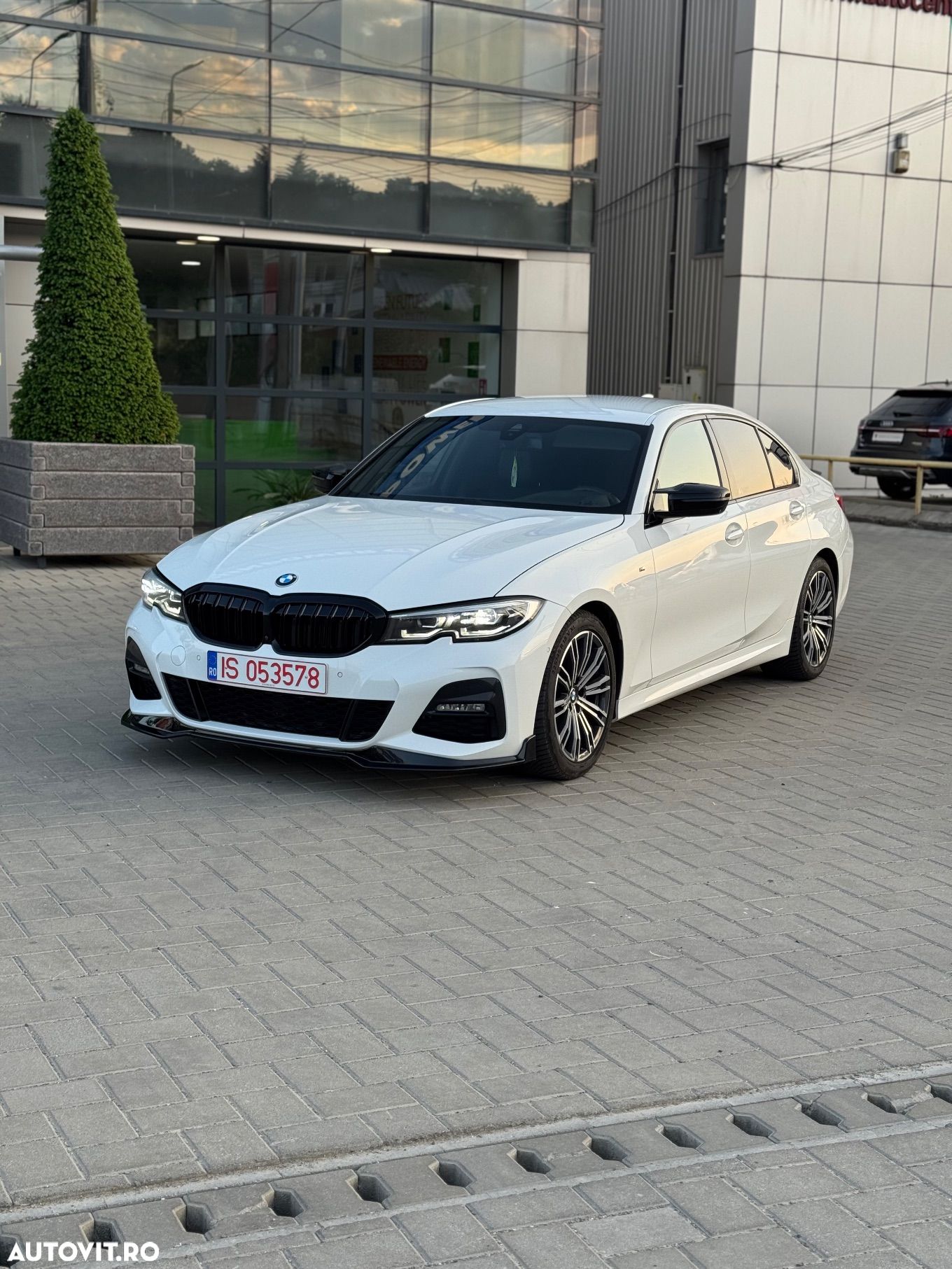 BMW Seria 3 - 1