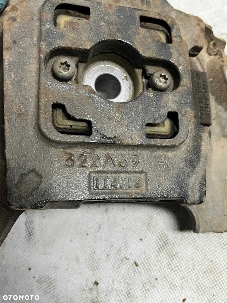 Poduszka skrzyni biegów (górna, do podłóżnicy) FORD KUGA MK2 - 2