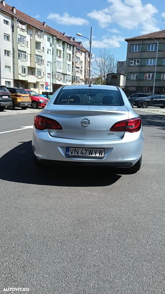 Opel Astra - 10