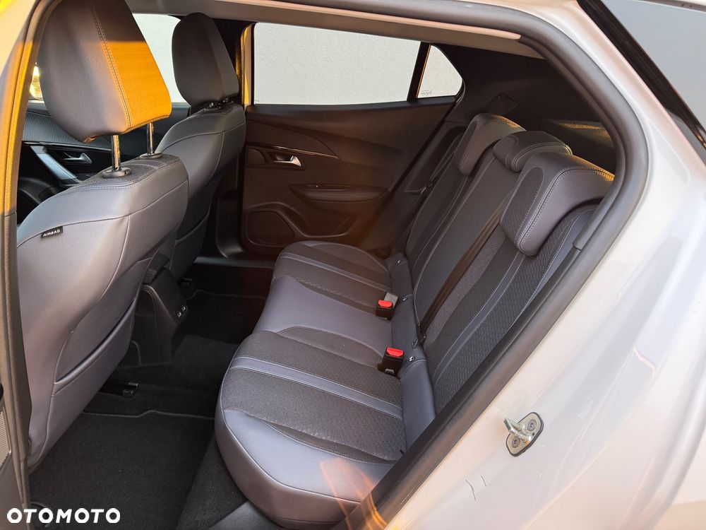 Peugeot 2008 PureTech 100 Stop&Start Allure - 21