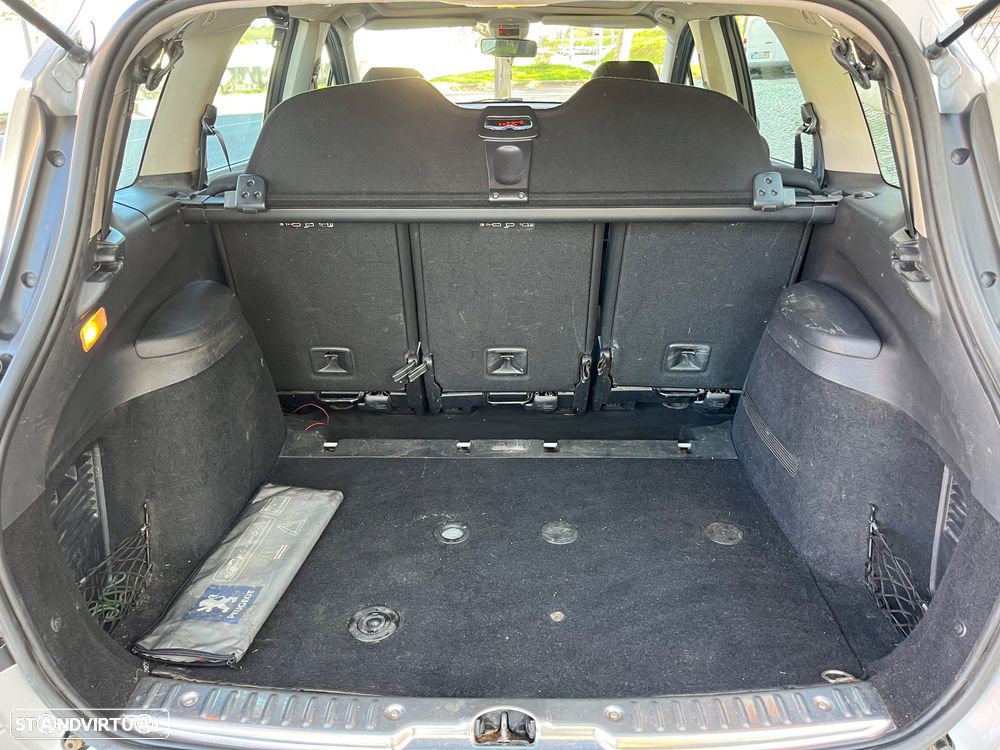 Peugeot 308 SW 1.6 HDi Executive CVM6 - 8