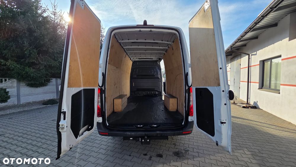 Mercedes-Benz Sprinter Max - 24