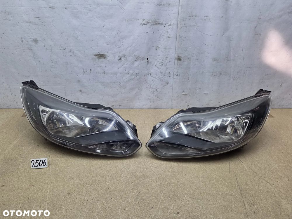 Ford Focus Mk lll 3 BM51-13W029 Lampa prawa prawy przód przedni - 9