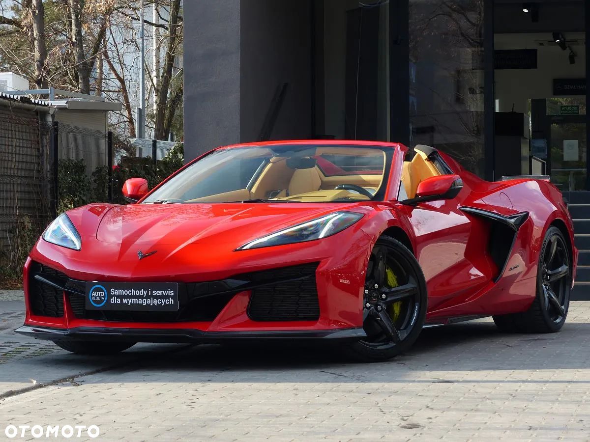 Chevrolet Corvette - 1