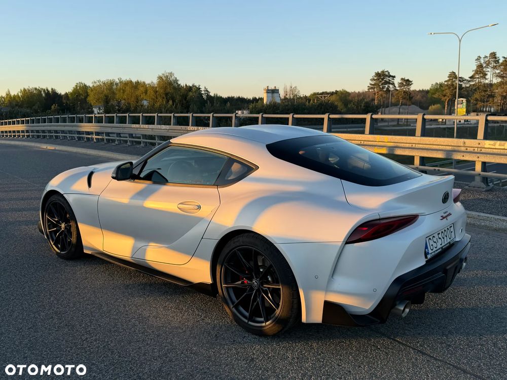 Toyota Supra - 10