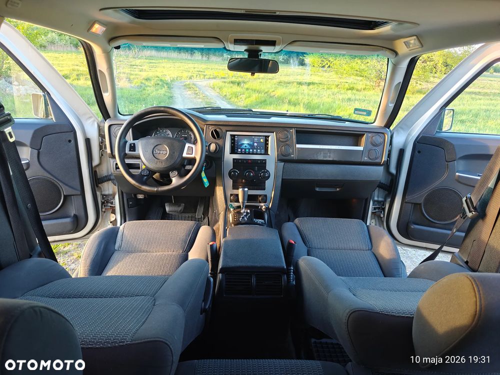 Jeep Commander - 16