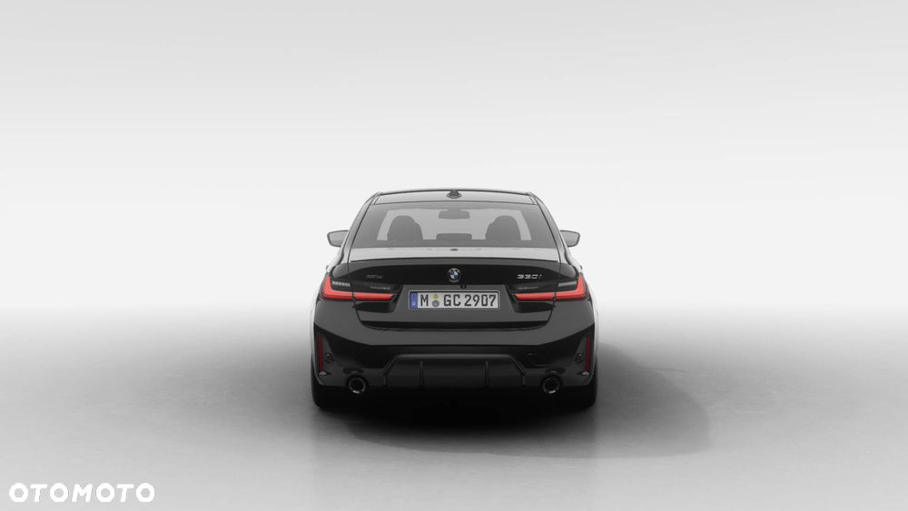 BMW Seria 3 330i xDrive M Sport - 5