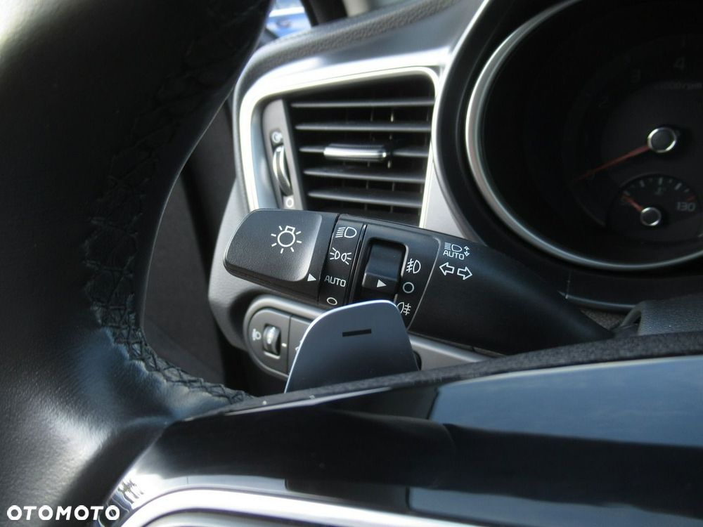 Kia XCeed 1.5 T-GDI M DCT - 13